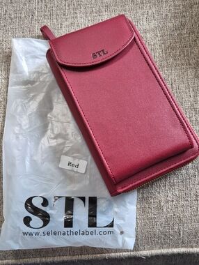 STL  Selena The LABEL Red Phone Wallet Crossbody